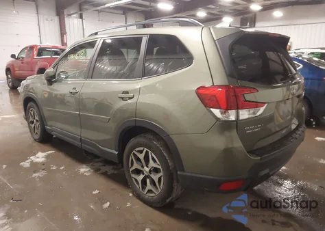 2019 Subaru Forester Premium z USA, uszkodzony, nr VIN JF2SKAEC7KH504286